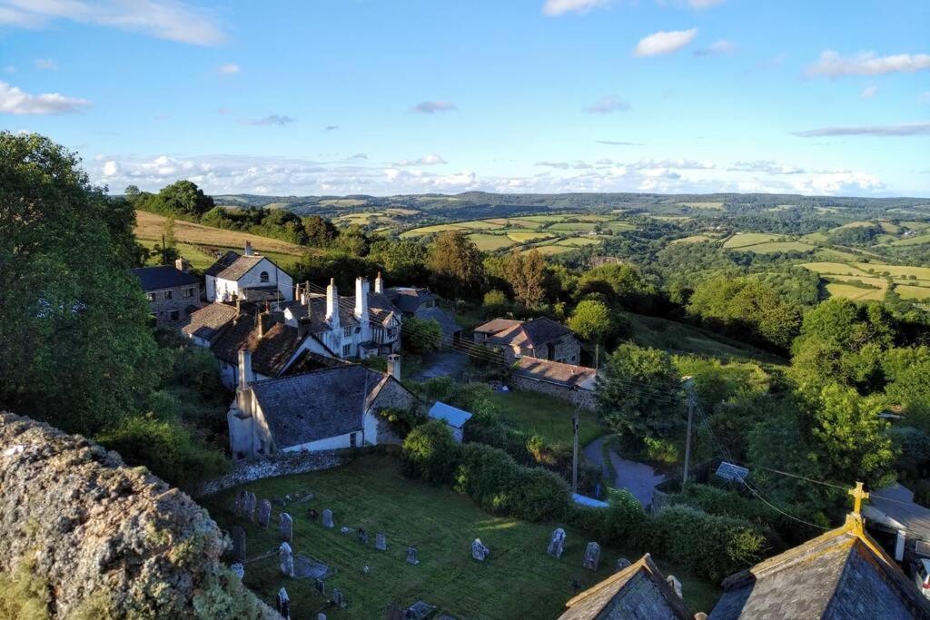 Villa The Dairy - Quaint 1Br In Dartmoor National Park Hennock Exterior foto